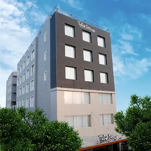 Tulip Hotel Zirakpur