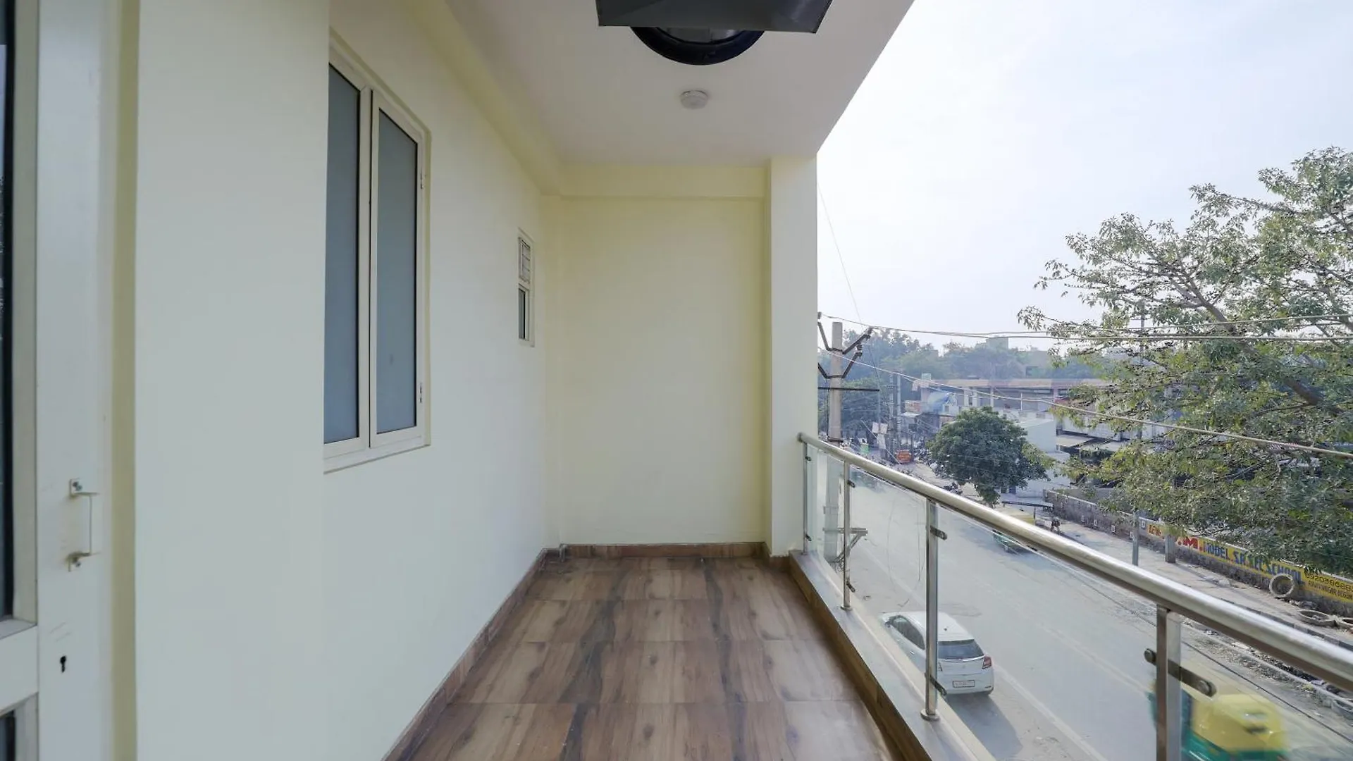 Collection O Hotel Yellow Saffron Delhi   Delhi (National Capital Territory of India)